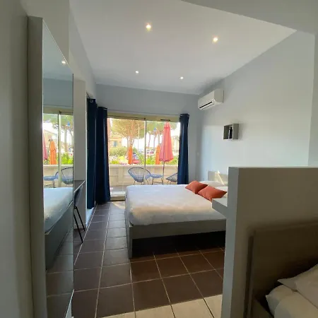 Hotel Logis Restaurant Le Kalliste