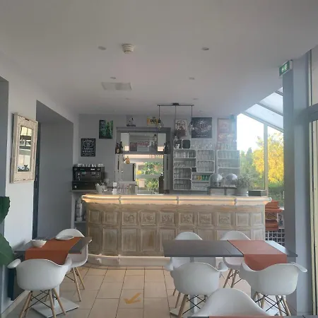 Logis Restaurant Le Kalliste Hotel Hyères
