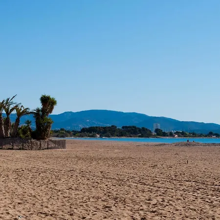 Hotel Logis Restaurant Le Kalliste Hyères