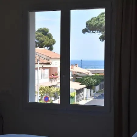 Le Kalliste 3* Hyeres