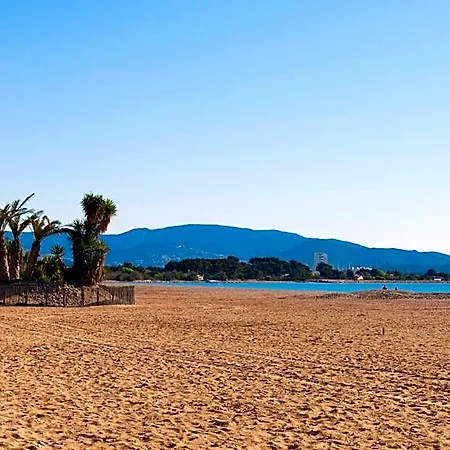 Le Kalliste 3* Hyères