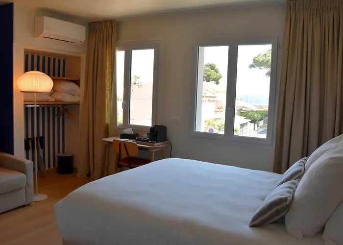 Hotel Logis Restaurant Le Kalliste