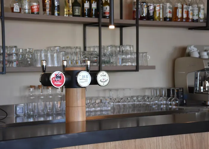 Logis Restaurant Le Kalliste 2*