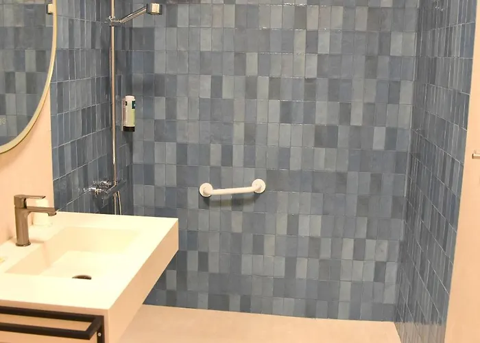 Logis Restaurant Le Kalliste 2*