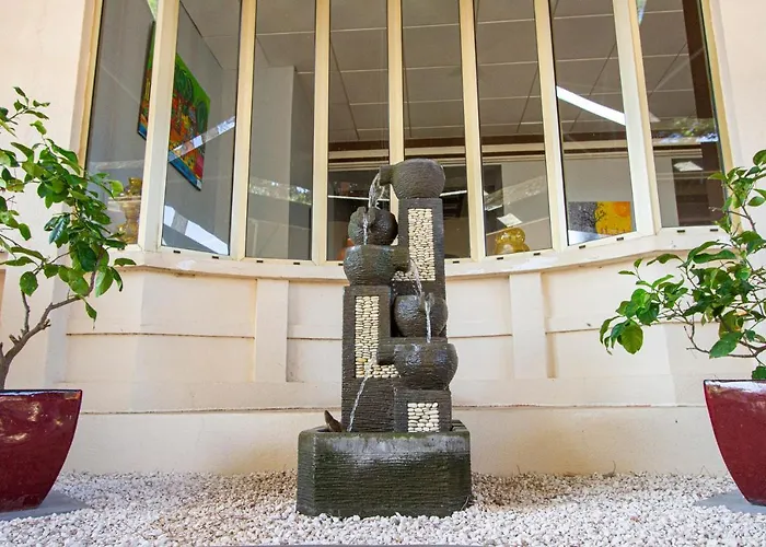 Hotel Logis Restaurant Le Kalliste